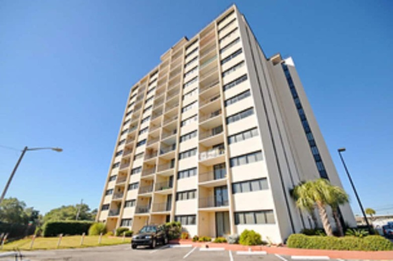 Holiday Towers By Elliott Beach Rentals