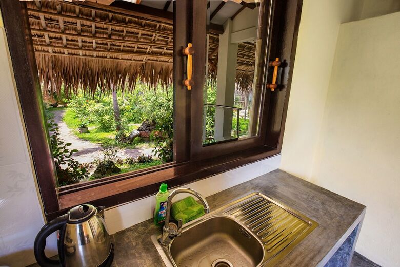 Bed & Breakfast Red Flower Cottages Homestay