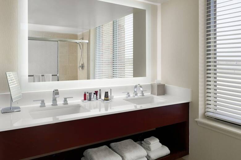 Hotel Augusta Marriott At The Convention Center