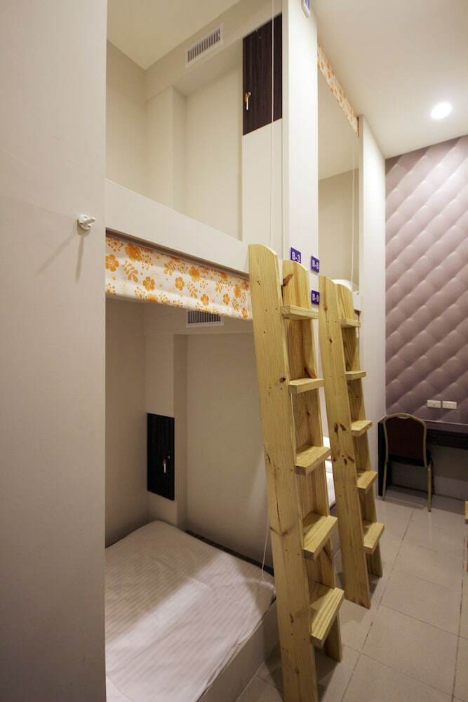 Bed & Breakfast Sanasai Inn