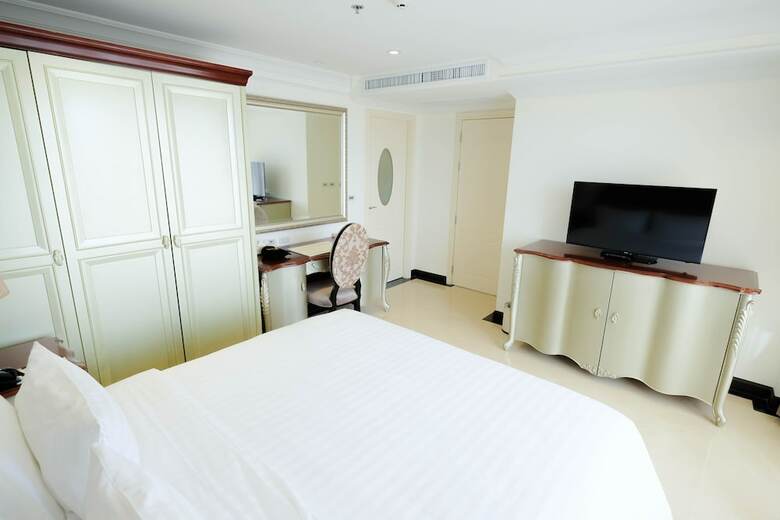 Hotel Lk President