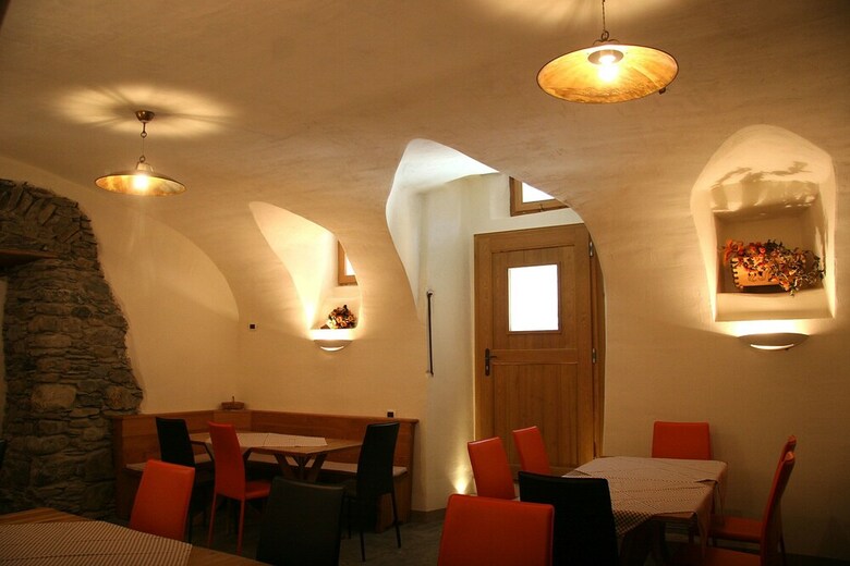 Hostal Ostello Del Castello Tirano