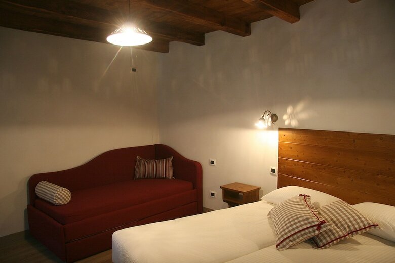Hostal Ostello Del Castello Tirano