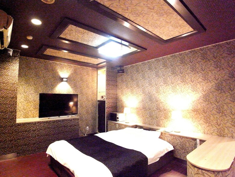 Hotel Abaredanuki No Onibukuro ? Adults Only