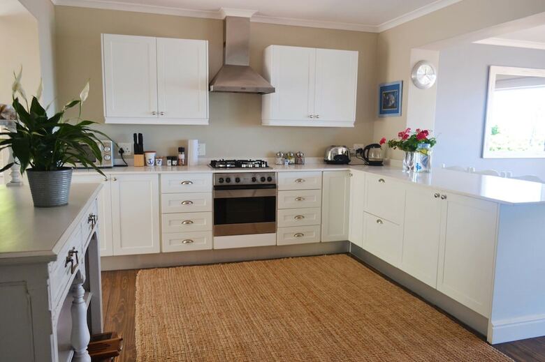 Apartamentos Seabreeze Luxury Two Bedroom Penthouse