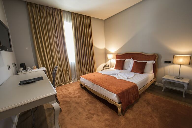 Classic Hotel