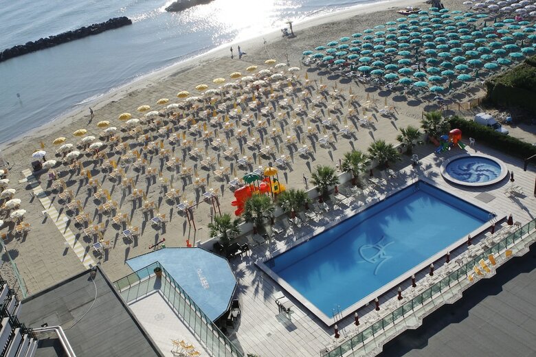 Posada Club Esse Mediterraneo
