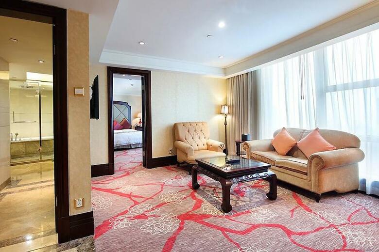 Royal Mediterranean Hotel