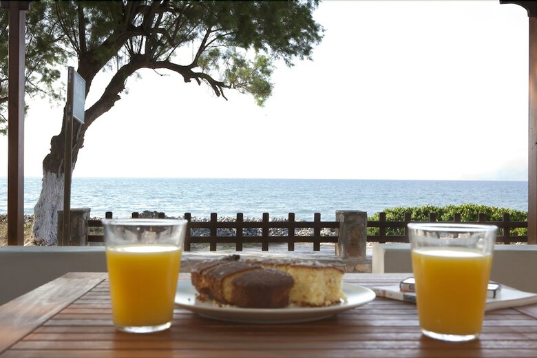 Apartamentos Horizonte Seafront Suites