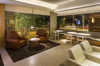 Dmax Hotel
