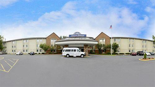Howard Johnson Hotel By Wyndham Newark Airport