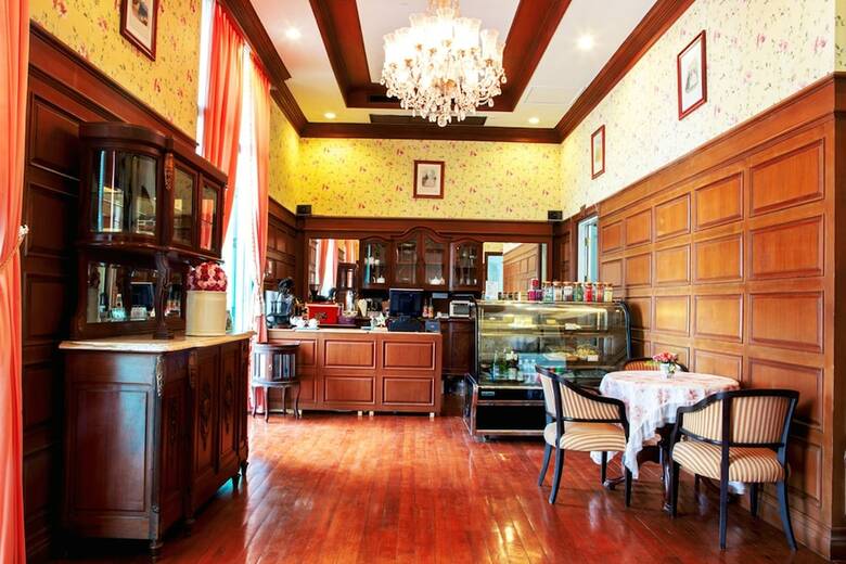 Chateau De Khaoyai Hotel & Resort