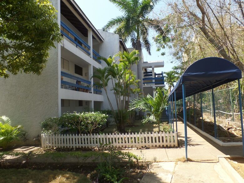 Apartamentos Garden Beach Studios At Montego Bay Club