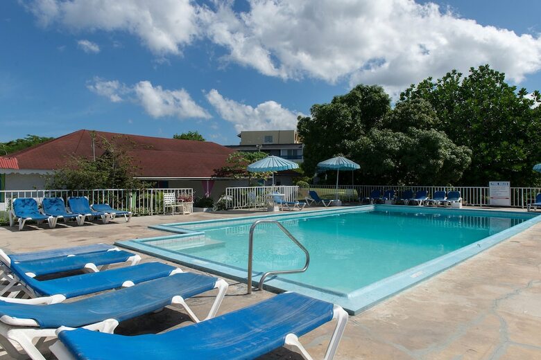 Apartamentos Garden Beach Studios At Montego Bay Club