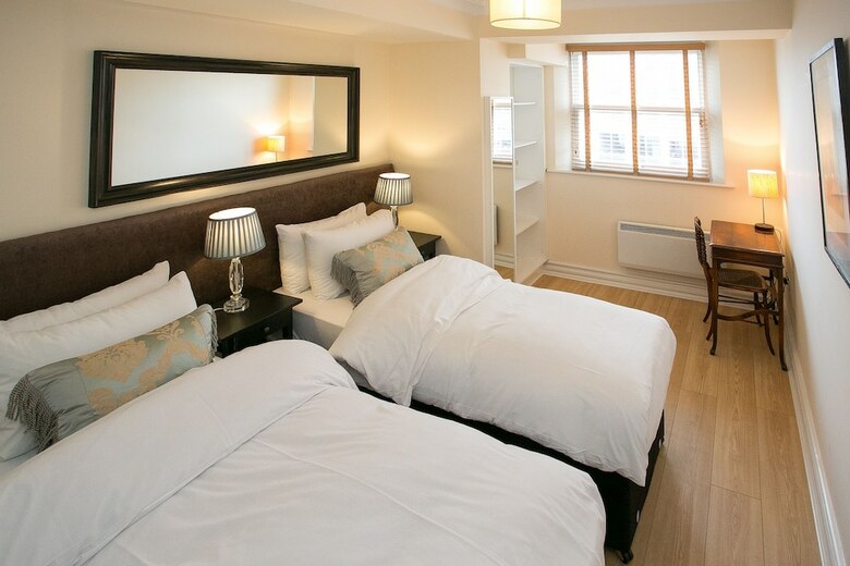 O'connell Bridge Apartments