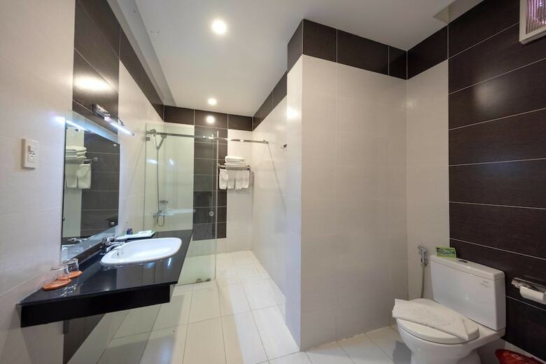 Airport Saigon Hotel