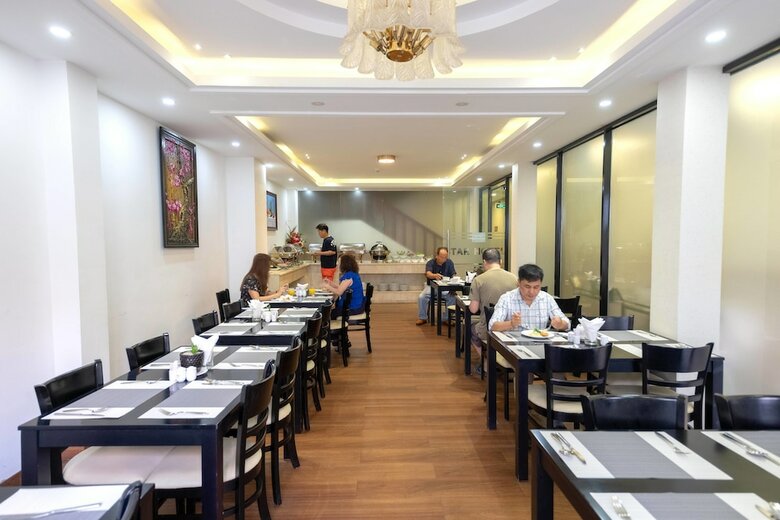 Airport Saigon Hotel
