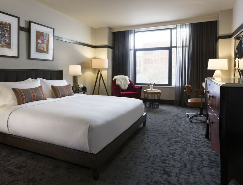 Kimpton Journeyman Hotel