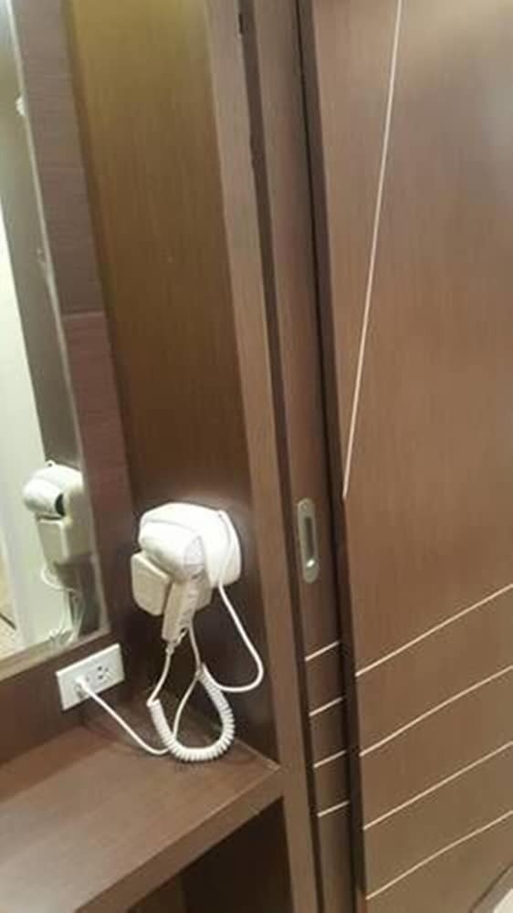 Ease Jomtien Hotel