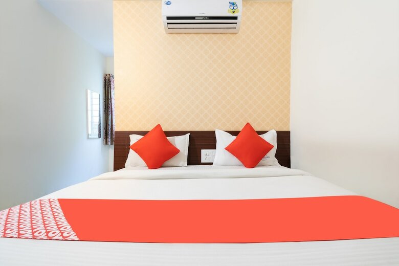Oyo 2183 Hotel City