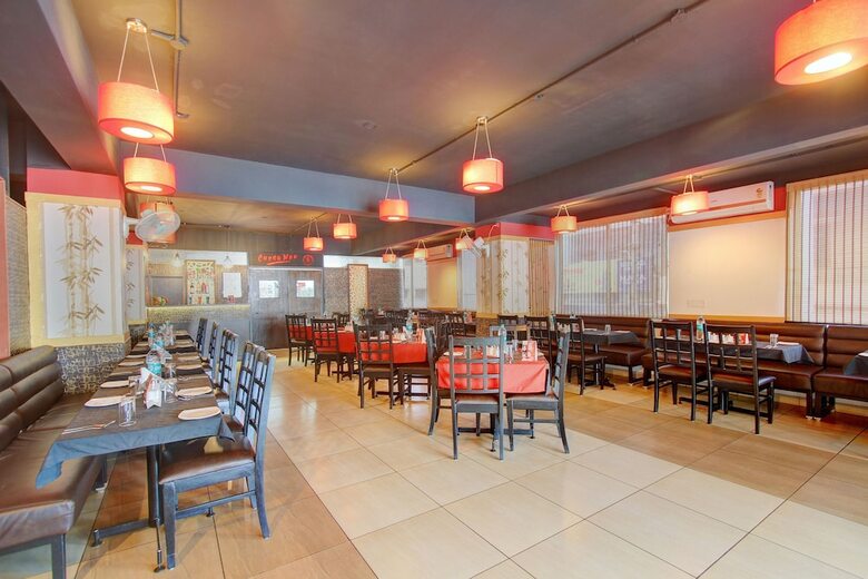 Oyo 2183 Hotel City