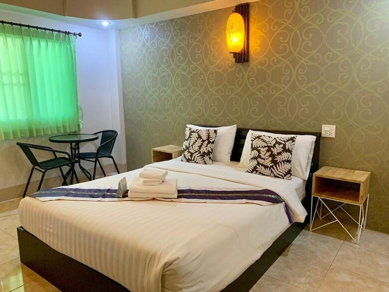 Hotel Nan Thara Place
