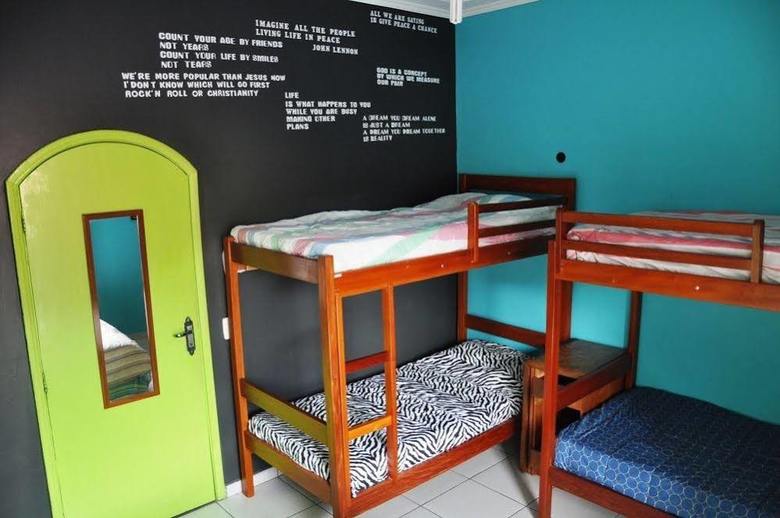 Vila Rock Hostel