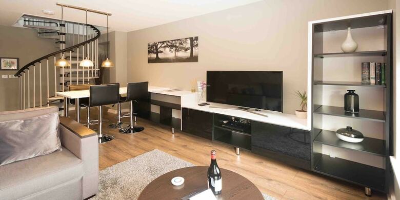 Aaron Wise Serviced Apartments