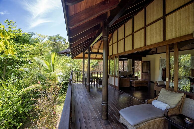 Hotel Cerf Island Resort