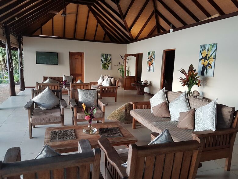 Hotel Cerf Island Resort