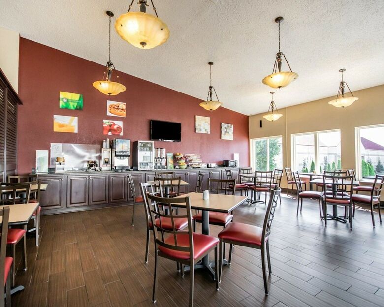 Hotel Quality Inn & Suites