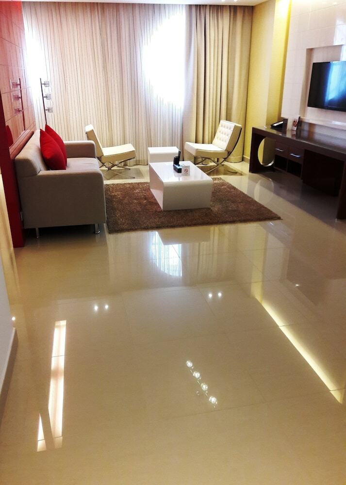Aparthotel Coral Muscat Hotel & Apartment