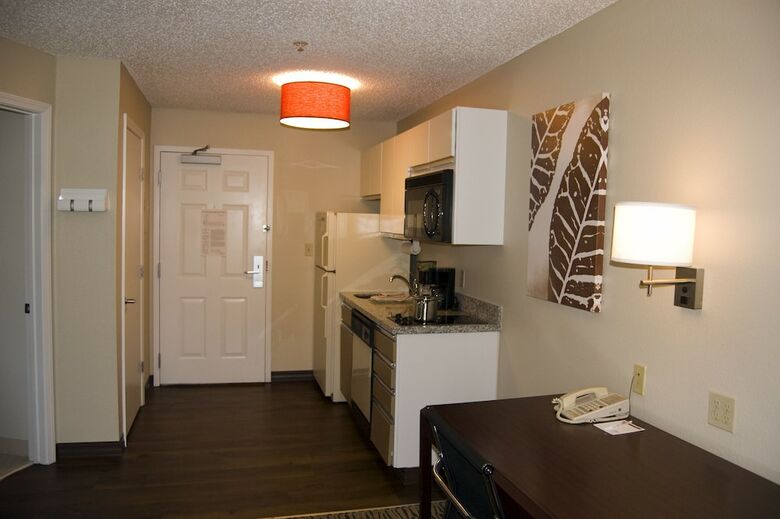 Aparthotel Hawthorn Suites By Wyndham Greensboro