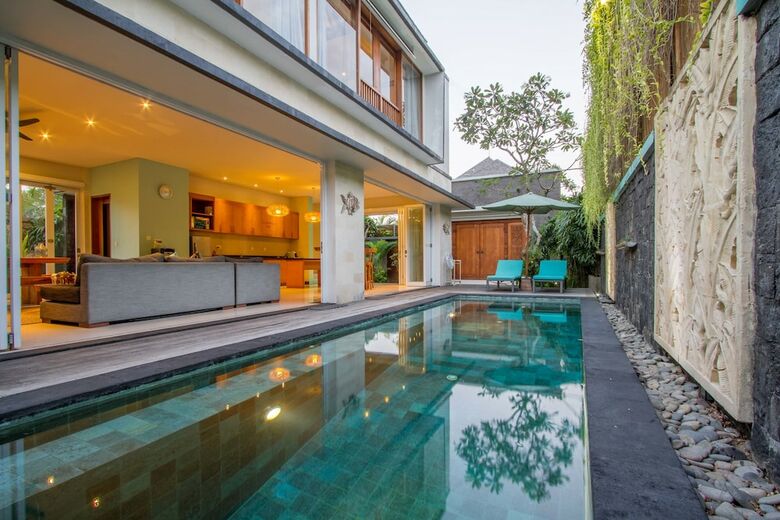 Lacasa Villa Legian