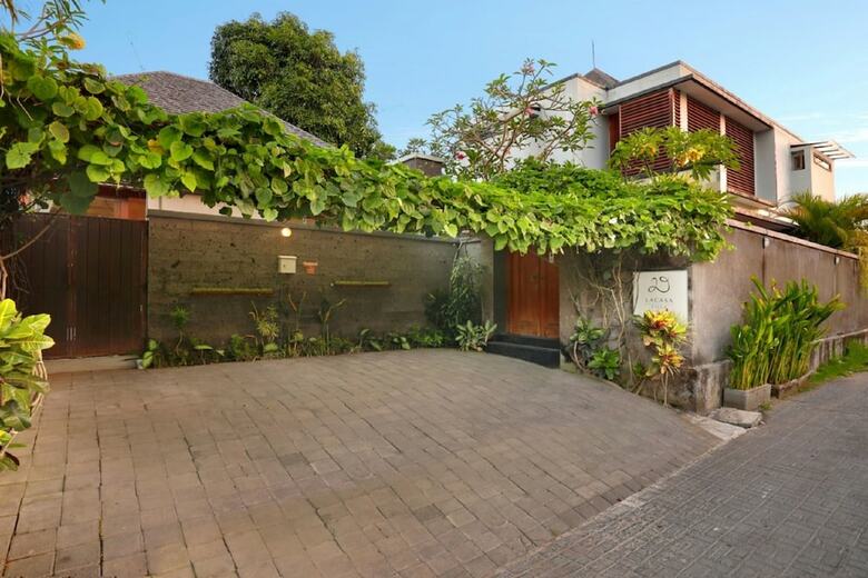 Lacasa Villa Legian