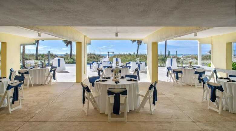 Hotel Sirata Beach Resort