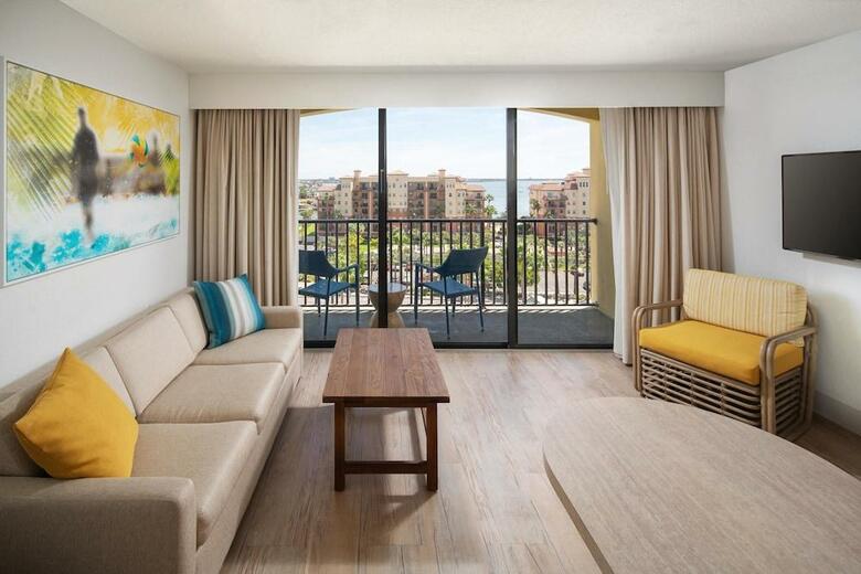 Hotel Sirata Beach Resort