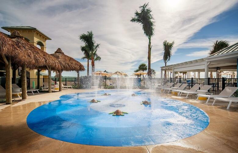 Hotel Sirata Beach Resort