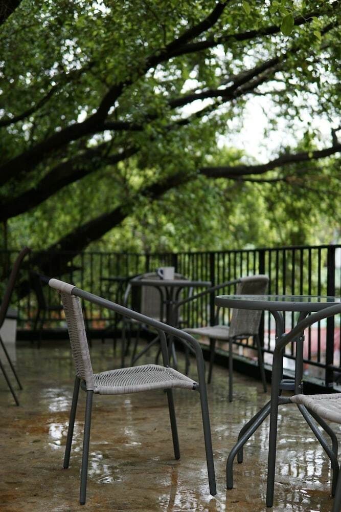 Hostal Strips The Poshtel