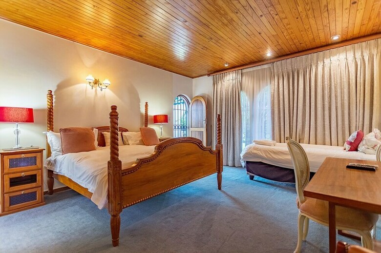 Hotel Bay Tree Guest House