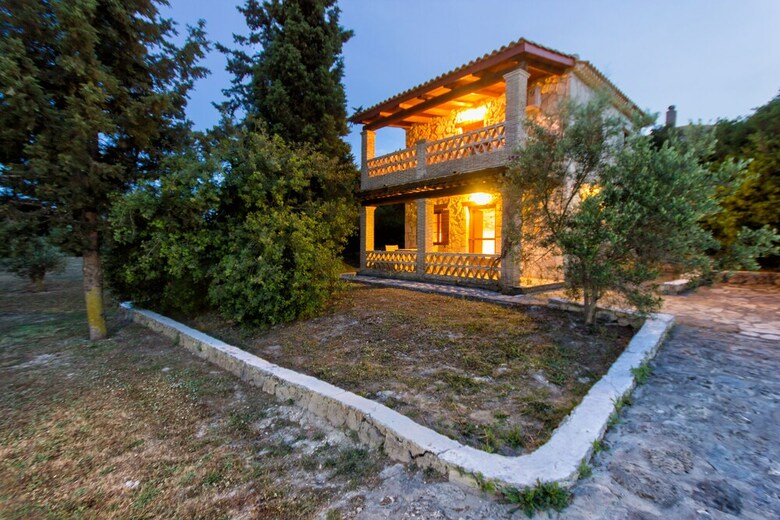 Villa Liuba Houses