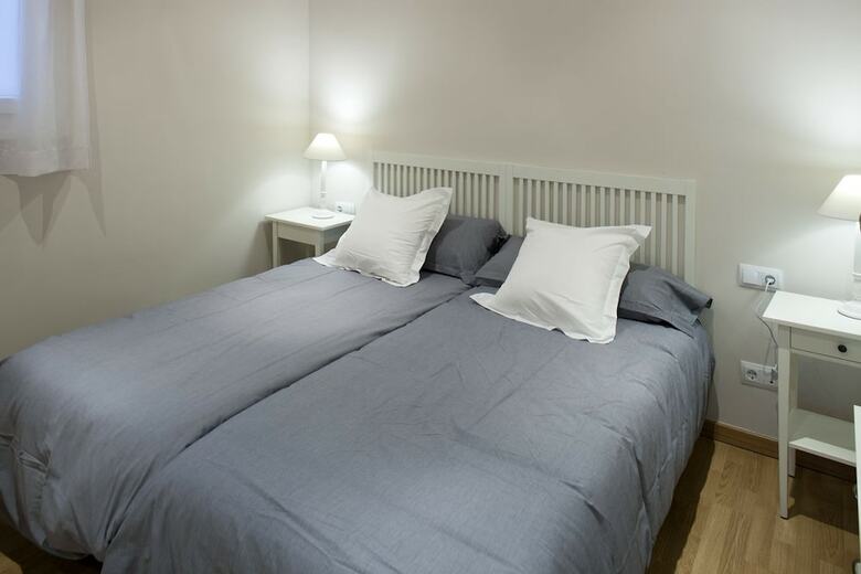 Apartamentos Flateli Pelayo
