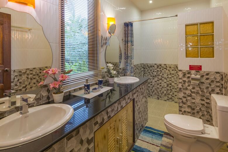 Relaxing Palm Pool Villa