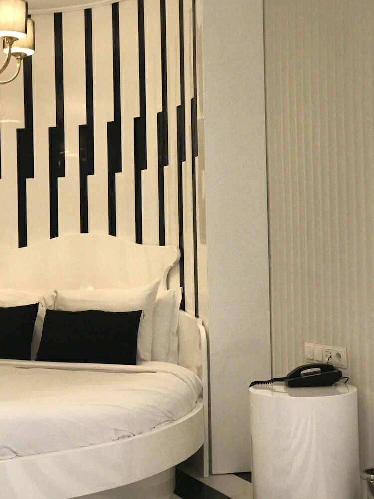 Golden Pearl Boutique Hotel - Adults Only