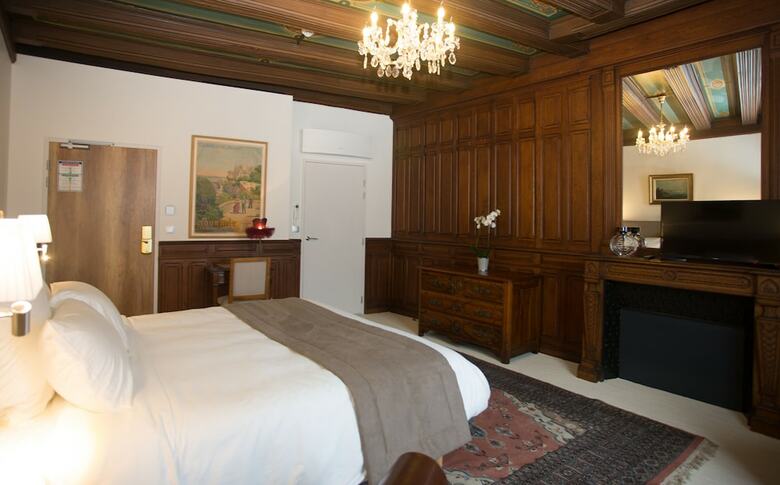 Hotel H�tel Au Charme Rabelaisien
