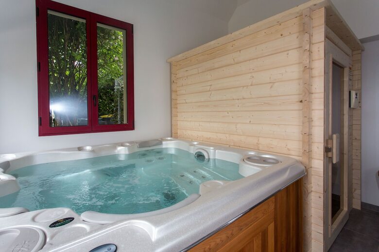 Hotel H�tel Au Charme Rabelaisien