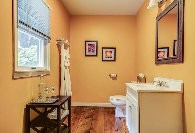 Bed & Breakfast Twin Oaks Inn