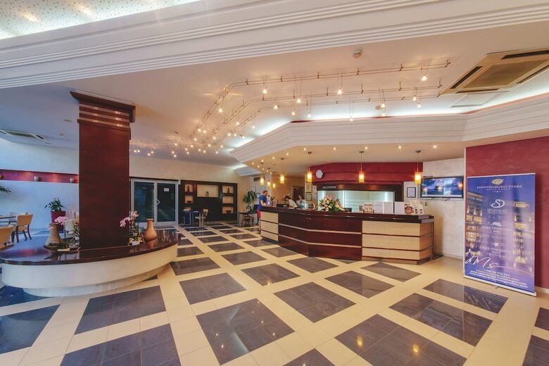 Hotel Montenegro Beach Resort