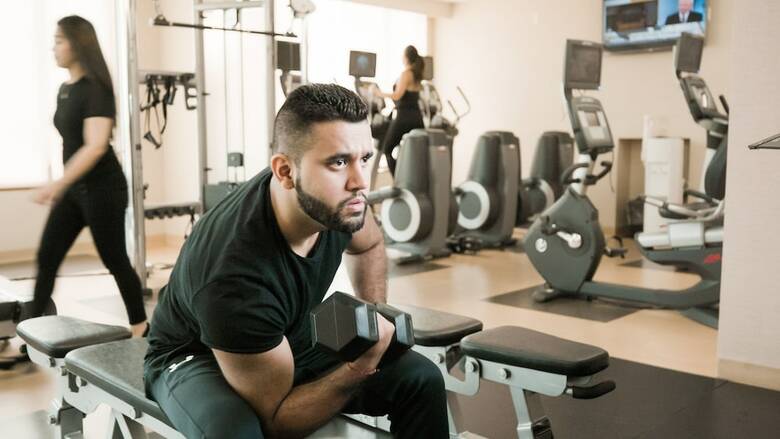 Hotel River Cree Resort And Casino