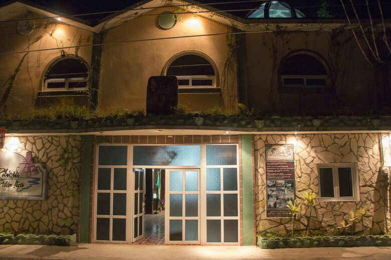 Hotel La Ribiera Del Lago Peten Itza